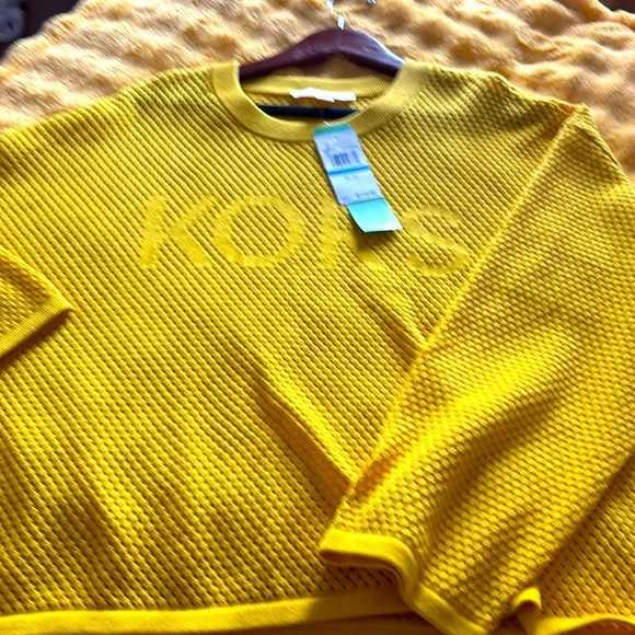 Michael Kors Yellow Crew Neck Sweater with Textured Knit - Picture 5 of 11